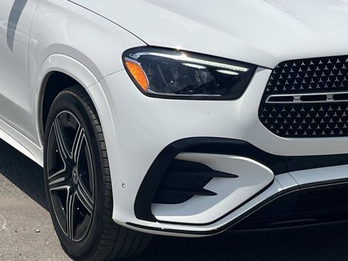 Certified 2024 Mercedes-Benz GLE 450 4MATIC image 9