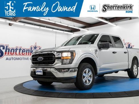 Used 2023 Ford F150 XLT image 1