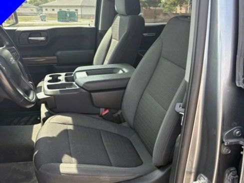 Used 2022 Chevrolet Silverado 1500 RST AWD/4WD image 12