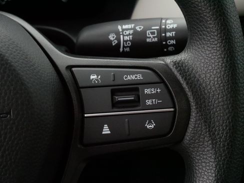 Certified 2026 Honda HR-V LX image 26
