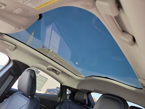 New 2023 Ford Mustang Mach-E Premium AWD/4WD image 7