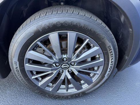 Used 2022 Nissan Pathfinder SL w/ SL Premium Package image 30