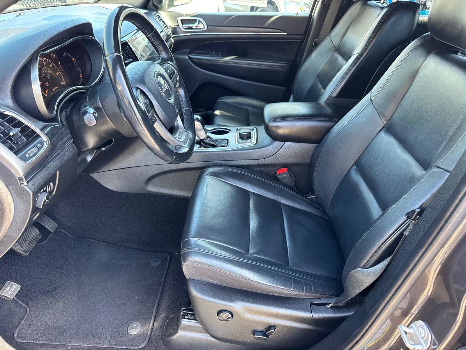 Used 2020 Jeep Grand Cherokee Limited AWD/4WD image 26
