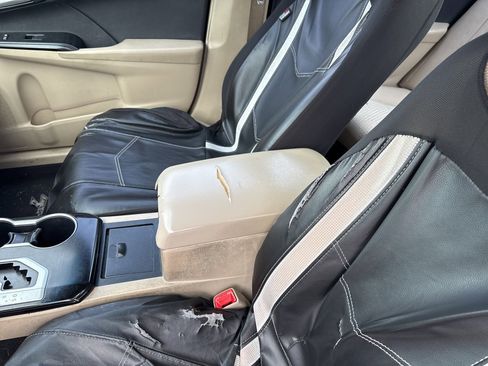 Used 2013 Toyota Camry LE image 6