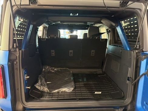 New 2025 Ford Bronco Badlands image 12