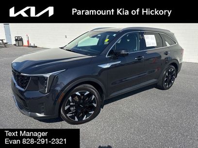 Used 2025 Kia Sorento SX