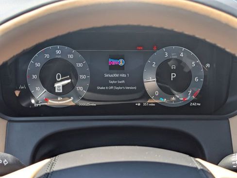 New 2026 Land Rover Range Rover Velar Autobiography image 8