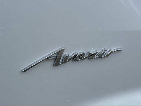 New 2026 Buick Enclave Avenir w/ Super Cruise Package AWD/4WD image 15
