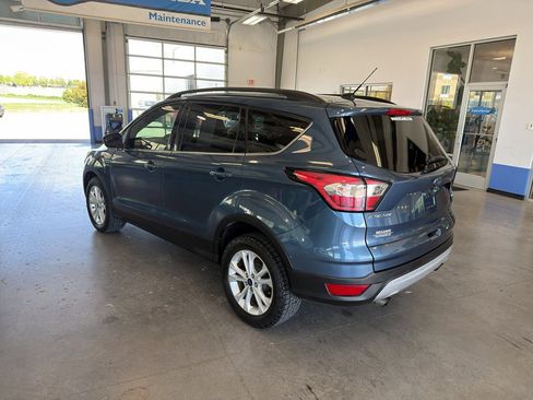 Used 2018 Ford Escape SE AWD/4WD image 3