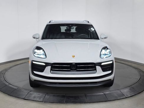 Certified 2025 Porsche Macan S AWD/4WD image 10