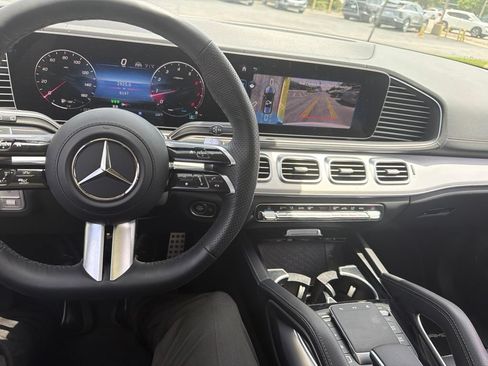 Used 2026 Mercedes-Benz GLS 450 4MATIC image 14