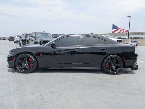 Used 2017 Dodge Charger SRT Hellcat w/ Harman/Kardon Audio Group RWD image 6