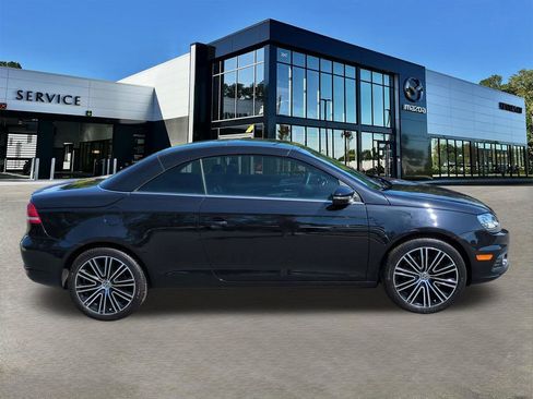 Used 2014 Volkswagen Eos FWD image 3