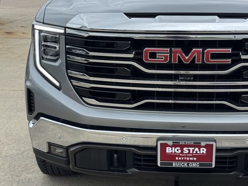 Used 2025 GMC Sierra 1500 SLT AWD/4WD image 6