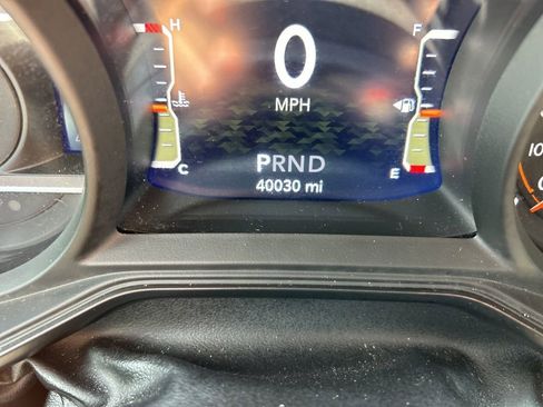 Used 2024 Jeep Wrangler Unlimited Rubicon AWD/4WD image 19