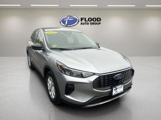 Used 2023 Ford Escape Active AWD/4WD video 1