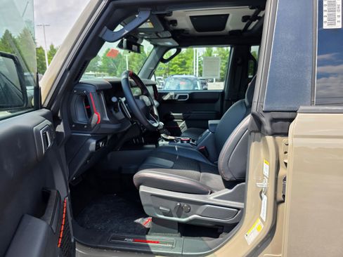 New 2026 Ford Bronco Raptor AWD/4WD image 21