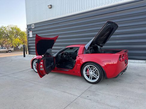 Used 2008 Chevrolet Corvette Z06 image 32