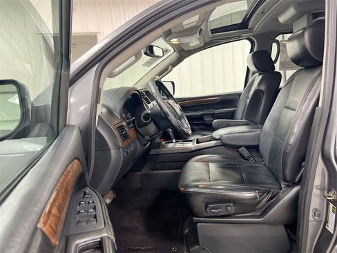 Used 2013 Nissan Armada Platinum image 20