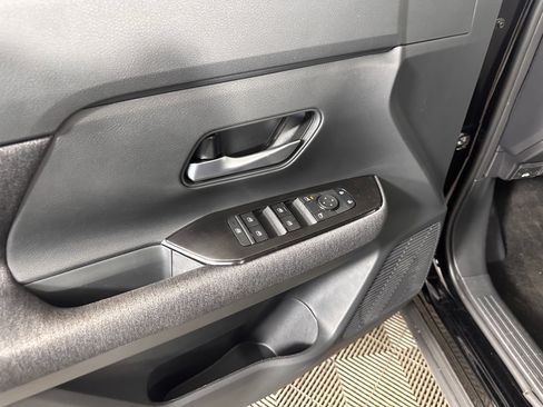 Used 2026 Nissan Kicks SV w/ Cold Weather Package image 20