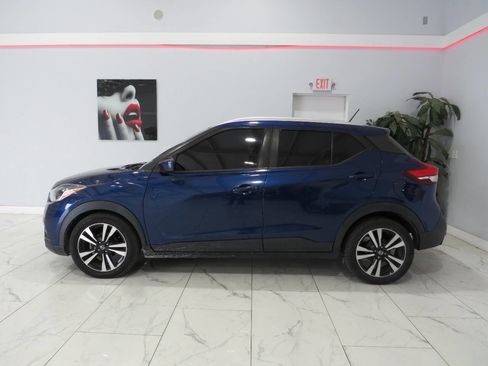 Used 2020 Nissan Kicks SV FWD image 7