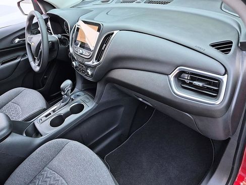 Used 2022 Chevrolet Equinox LT FWD image 36
