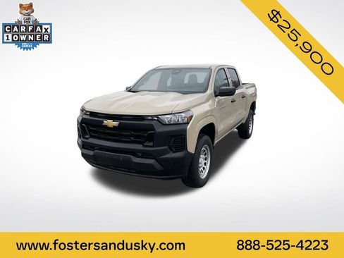Used 2023 Chevrolet Colorado W/T image 1