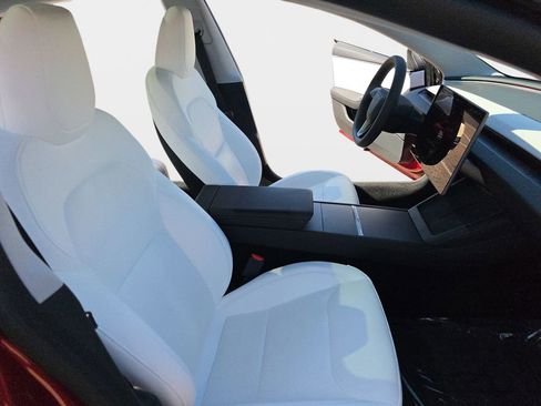 Used 2025 Tesla Model 3 Long Range RWD image 12