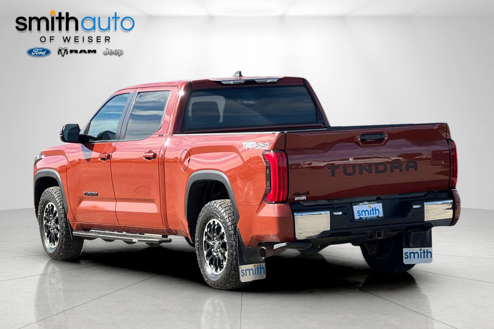Used 2025 Toyota Tundra SR5 w/ TRD Off-Road Package AWD/4WD image 7