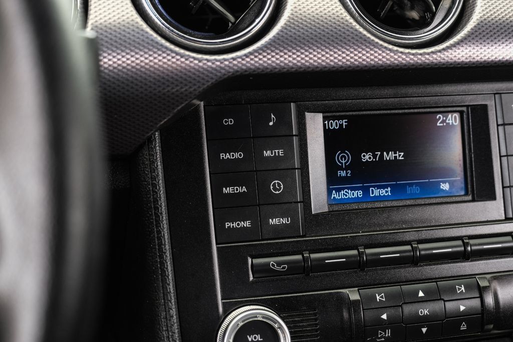 Used 2016 Ford Mustang Coupe RWD image 21