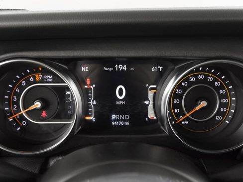 Used 2021 Jeep Wrangler Unlimited Sahara w/ Uconnect 4C Nav & Sound Group image 22