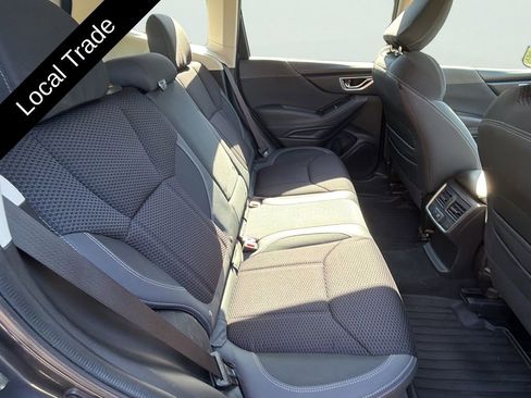 Used 2020 Subaru Forester Premium AWD/4WD image 32