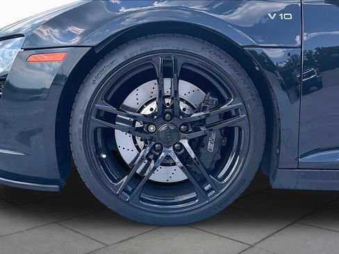 Used 2011 Audi R8 V10 AWD/4WD image 9