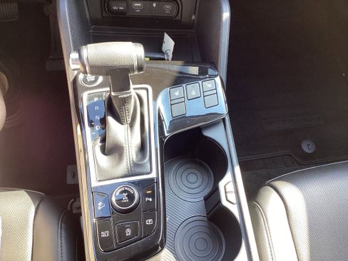 Used 2023 Kia Sportage EX image 19