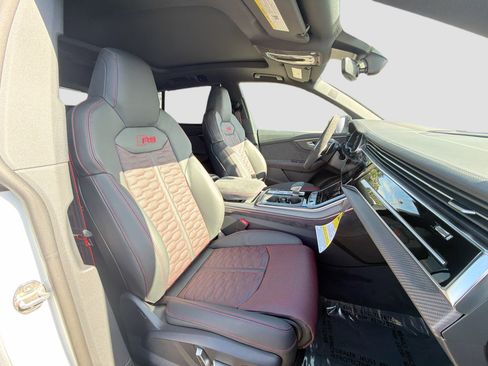 New 2026 Audi RS Q8 performance image 15