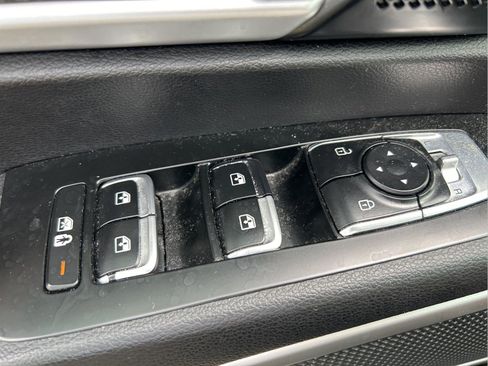 Used 2020 Kia Telluride S FWD image 24