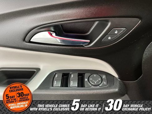 Used 2019 Chevrolet Equinox LS w/ LS Convenience Package FWD image 19