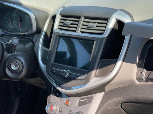 Used 2019 Chevrolet Sonic LT FWD image 6