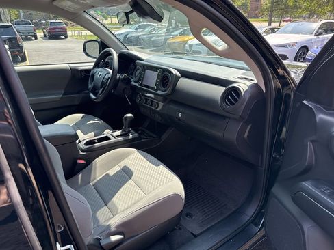 Used 2023 Toyota Tacoma SR image 58