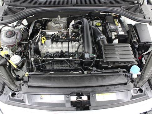 Used 2020 Volkswagen Jetta R-Line w/ R-Line Cold Weather Package FWD image 39