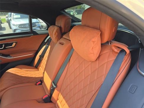 Certified 2022 Mercedes-Benz S 580 4MATIC Sedan image 15