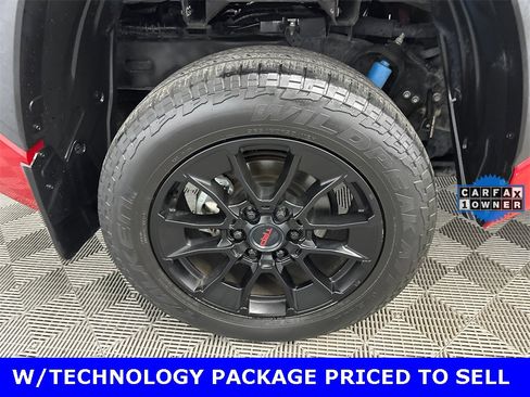Used 2022 Toyota Tundra Limited w/ TRD Off-Road Package image 19