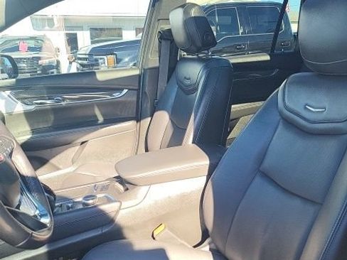 Used 2023 Cadillac XT6 Sport image 6