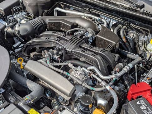 Used 2025 Subaru Outback Premium w/ Popular Package #1A image 37