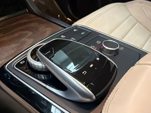 Certified 2019 Mercedes-Benz GLS 63 AMG 4MATIC image 36