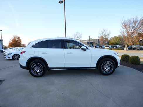 New 2026 Mercedes-Benz GLC 300 4MATIC image 8