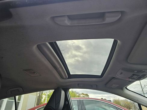 Used 2018 Toyota Prius Four w/ Advanced Technology Package image 9