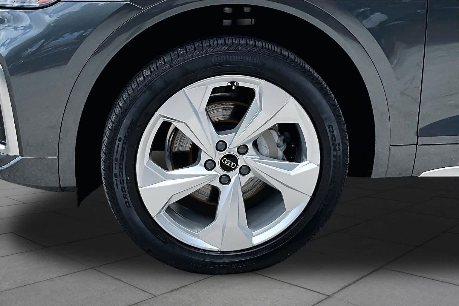 Used 2023 Audi Q5 2.0T Premium Plus AWD/4WD image 11