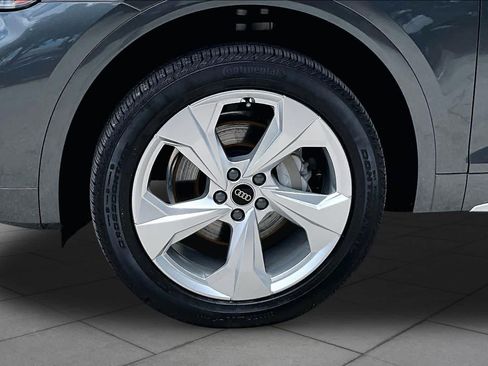 Used 2023 Audi Q5 2.0T Premium Plus AWD/4WD image 11