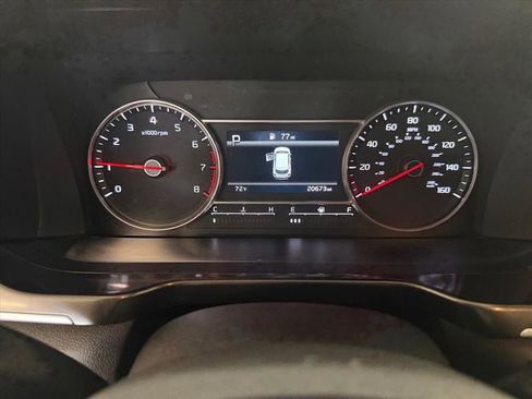 Used 2023 Kia Sorento LX image 15